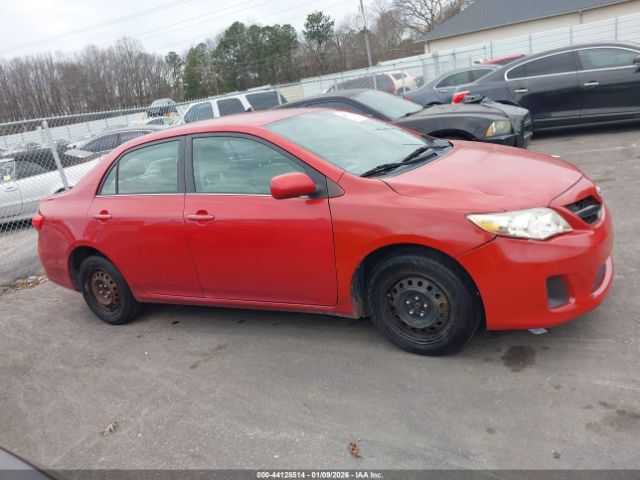 Toyota Corolla Image 12