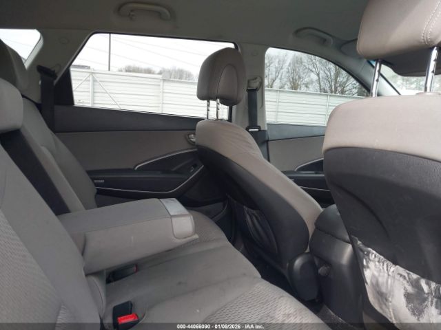 Hyundai SANTA FE Se Image 2