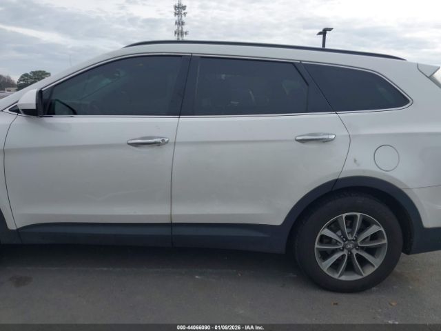 Hyundai SANTA FE Se Image 10