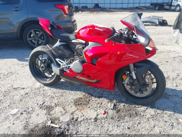 Ducati Panigale V2 Image 12